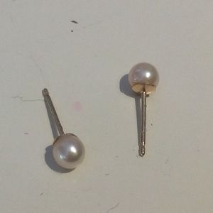 14 KARAT GOLD PEARL EARRINGS